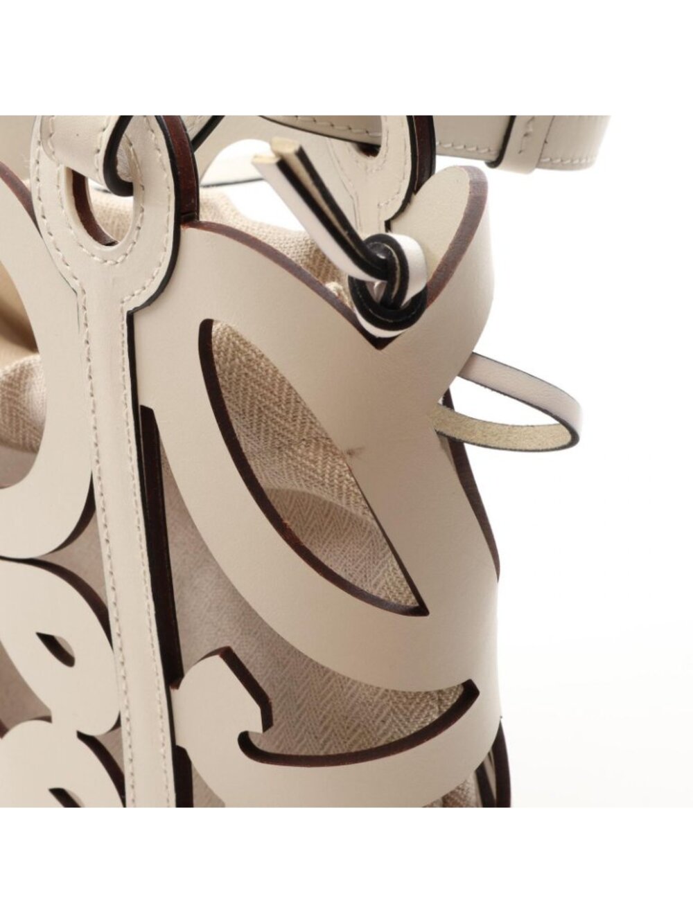 Loewe Tote Bag Anagram Cutout White Natural Leather - Picture 9 of 11